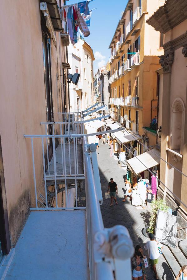 Garden View Sorrentoアパートメント エクステリア 写真